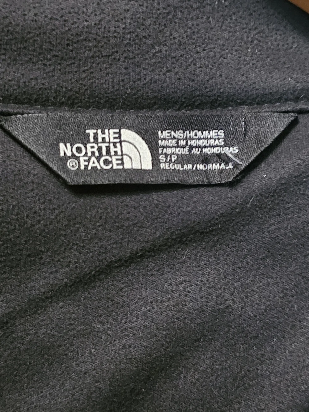 The North Face Men's Black Lightweight Softshell Jacket